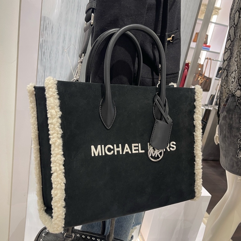 MICHAEL KORS Mirella Medium Suede and Faux Shearling Tote Bag
Black 
NWT - Picture 8 of 16